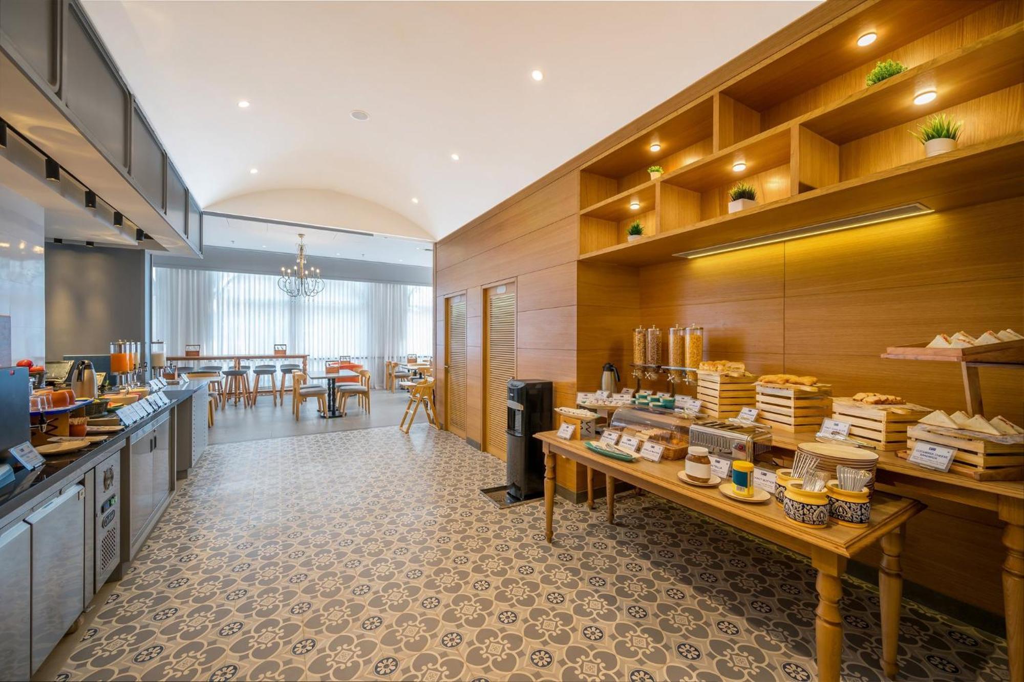 Holiday Inn Express Kolkata New Town By Ihg Экстерьер фото